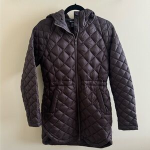Athleta hooded quilted coat in excellent condition